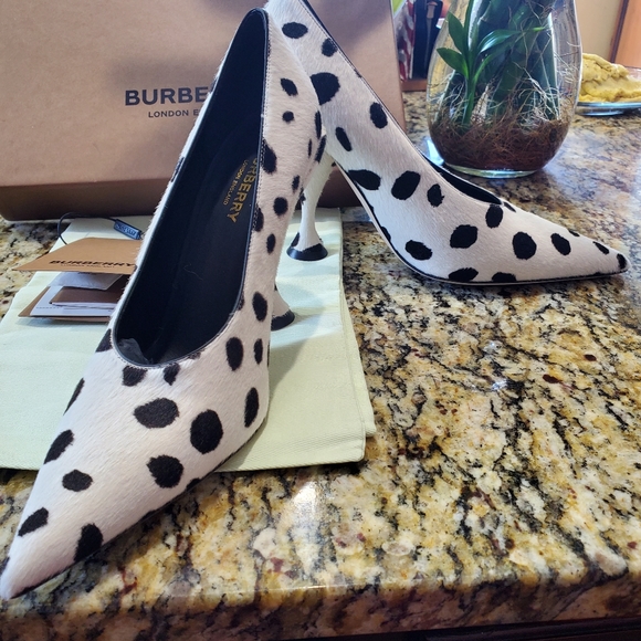 Burberry Ava 38.5 brand new - Picture 11 of 15